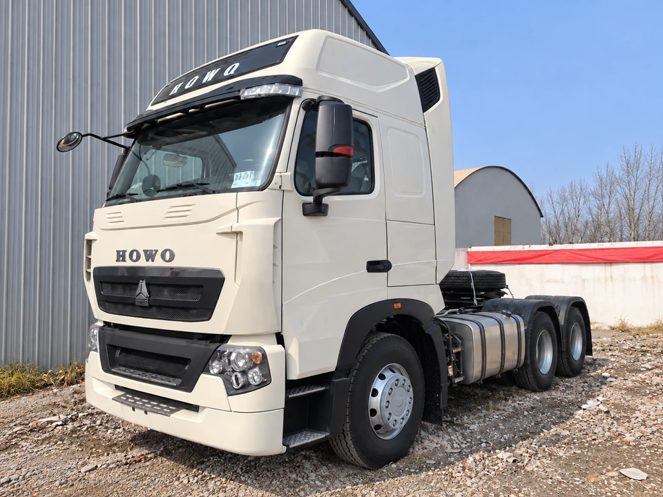SINOTRUK HOWO TX 6×4 CNG Tractor Truck